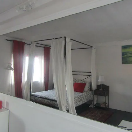 Apartment Beautiful Self Contained Studio By The Sea