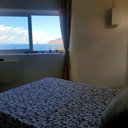 Beautiful Self Contained Studio By The Sea *
